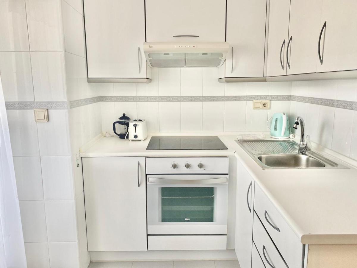 Apartamento Atenas Piscina 4 Pax, Inmobiliaria Leo Playa De San Juan لقنت المظهر الخارجي الصورة