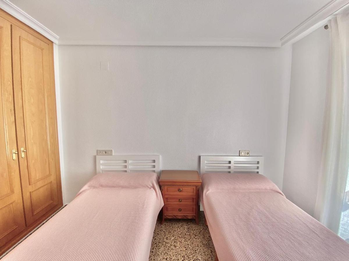 Apartamento Atenas Piscina 4 Pax, Inmobiliaria Leo Playa De San Juan لقنت المظهر الخارجي الصورة